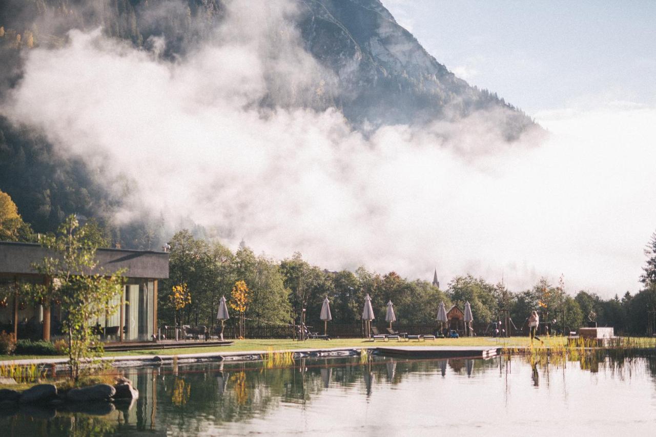 Feuerstein Nature Family Resort コッレ・イザルコ エクステリア 写真